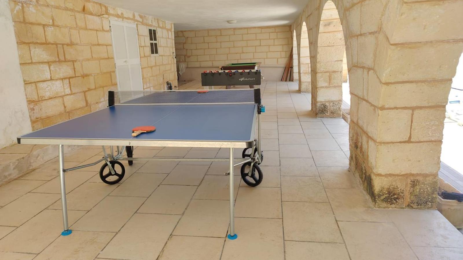 Stunning Villa With Pool, Table Tennis, Table Soccer And A Pool Table 나샤르 외부 사진